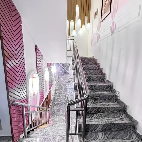 a4407137158b0325ae51ac8fa01f38902bf9a7fe-810x1080