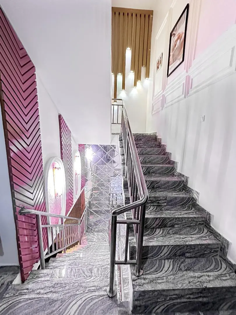 a4407137158b0325ae51ac8fa01f38902bf9a7fe-810x1080